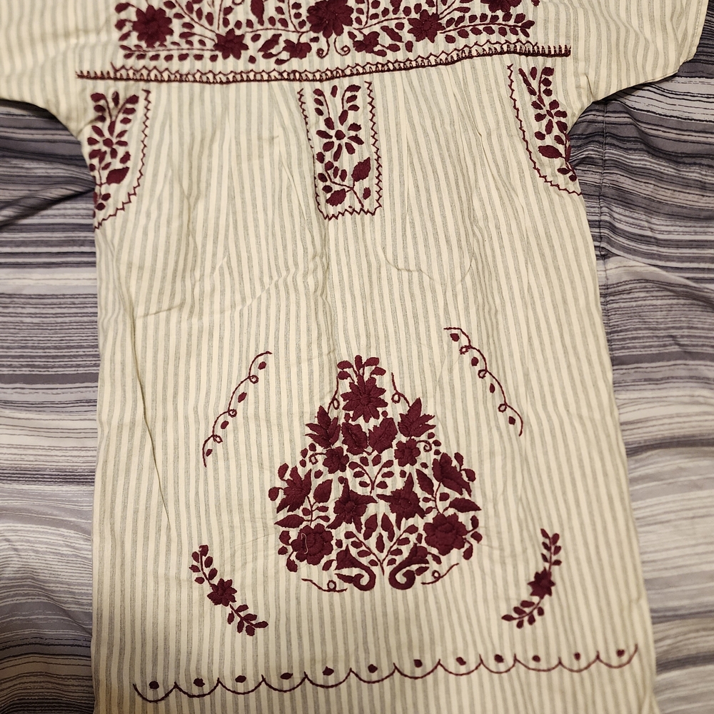 Ativa Burgundy Embroidered Top